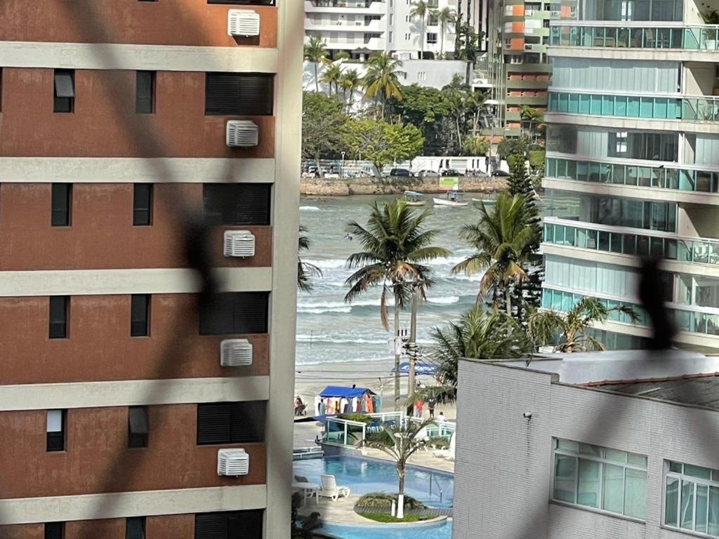 Lindo Apartamento A 50 Metros Da Praia Γκουαρούχα Εξωτερικό φωτογραφία
