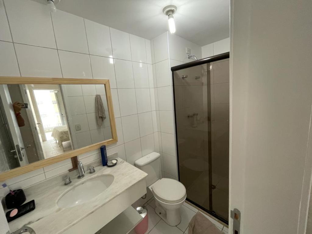 Lindo Apartamento A 50 Metros Da Praia Γκουαρούχα Εξωτερικό φωτογραφία