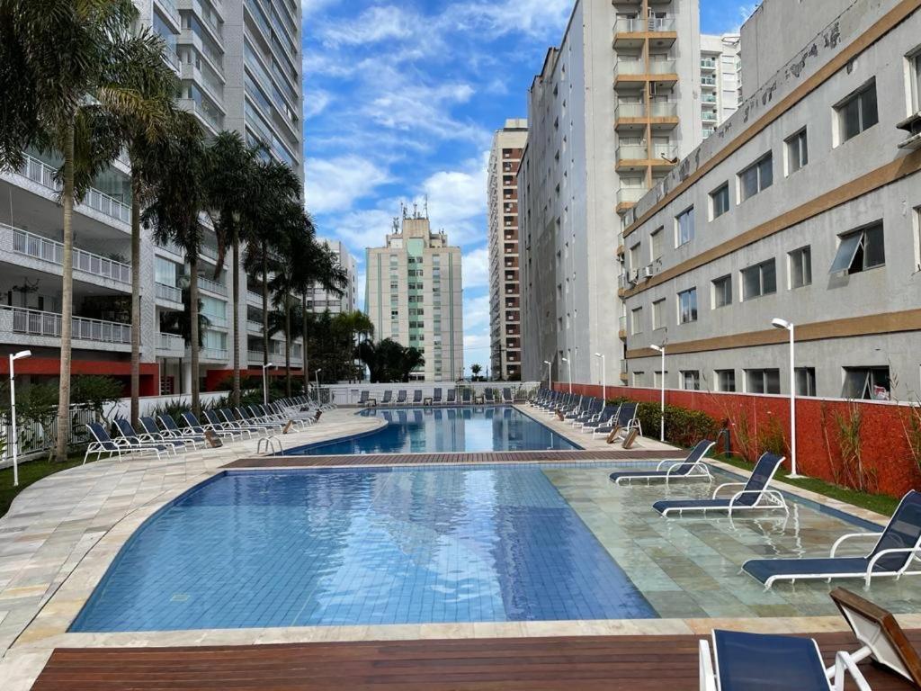 Lindo Apartamento A 50 Metros Da Praia Γκουαρούχα Εξωτερικό φωτογραφία